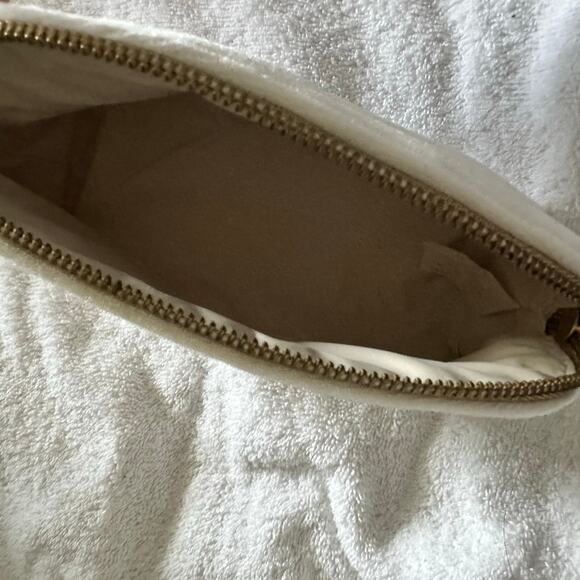 Christian Dior Capture Totale Intensive Essence Lotion 1.7 oz 50 ml Skincare - Picture 8 of 9